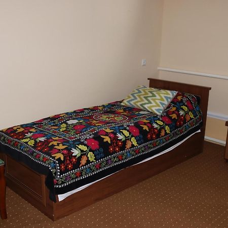 Guest House Ikathouse Marghilon Екстер'єр фото