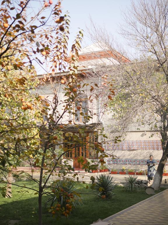 Guest House Ikathouse Marghilon Екстер'єр фото